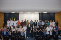 HFA realiza cerimônia alusiva aos médicos residentes formandos de 2024