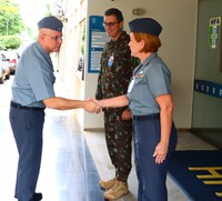 Chefe de Educação e Cultura do Ministério da Defesa realiza visita ao HFA