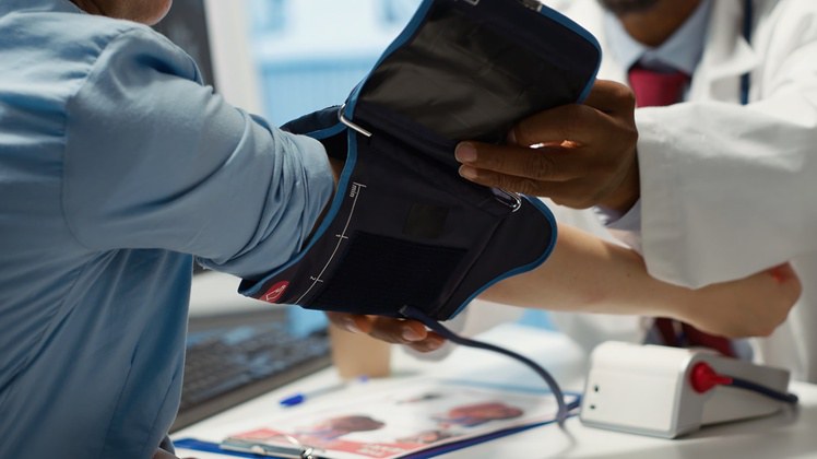 Profissionais da Rede HU Brasil reforçam alerta para a hipertensão arterial e destacam riscos durante a gestação