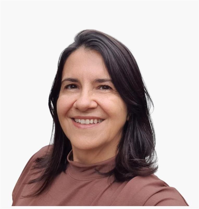 Márcia Cristina Pereira de Oliveira Bomfim
