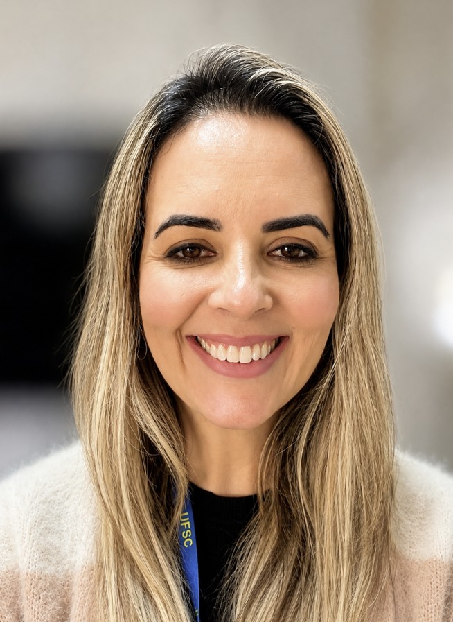 Jakeline Becker Carbonera