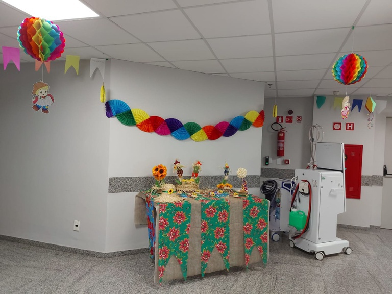 20012022 humanização hc-ufg 3 - Decoração em datas comemorativas para alegrar o ambiente.jpeg