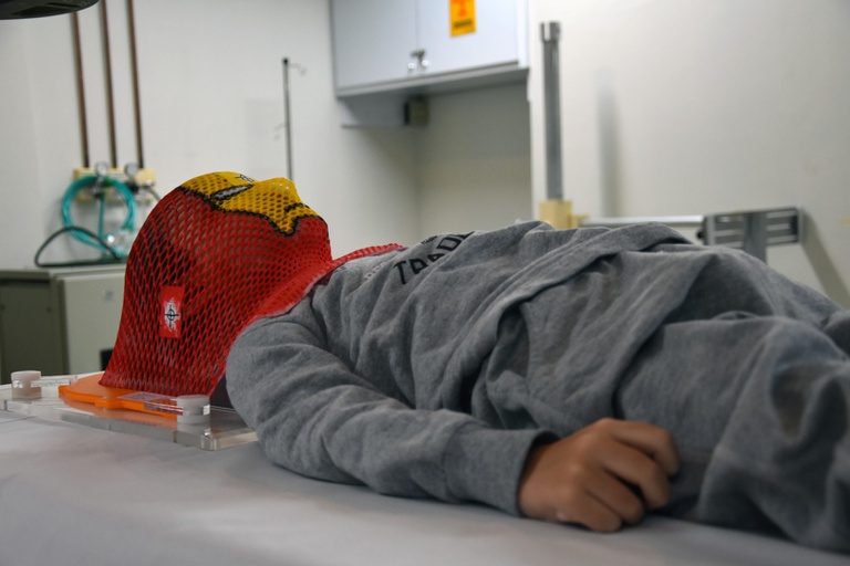 04032022 HC-UFTM personaliza máscaras 4.jpeg