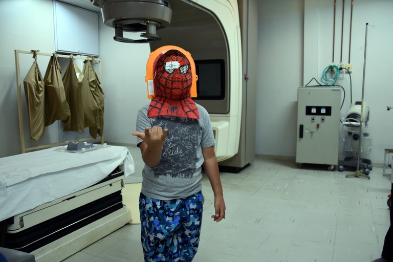 04032022 HC-UFTM personaliza máscaras 7.jpeg