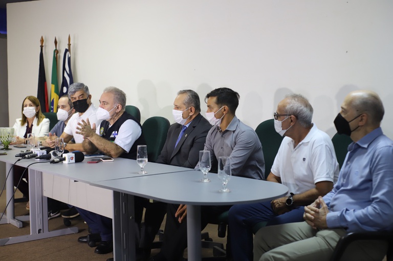 17012022 visita ministro saúde hulw 3.jpeg