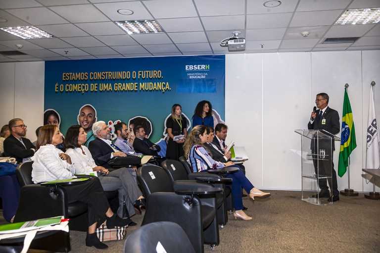 12022020 Rede Ebserh realiza 3º Fórum de Gerentes de Ensino e Pesquisa (13).jpg