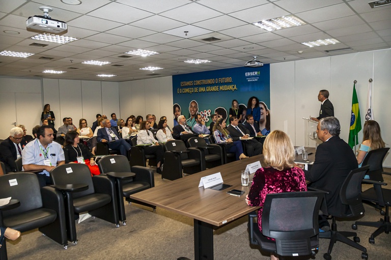 12022020 Rede Ebserh realiza 3º Fórum de Gerentes de Ensino e Pesquisa (18).jpg
