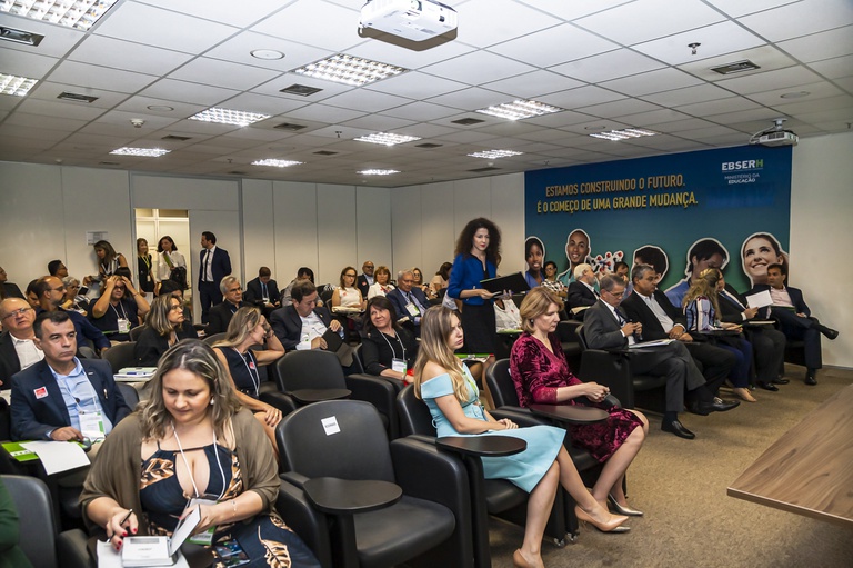 12022020 Rede Ebserh realiza 3º Fórum de Gerentes de Ensino e Pesquisa (2).jpg