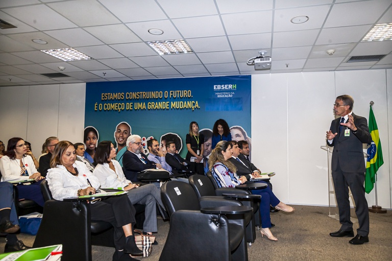 12022020 Rede Ebserh realiza 3º Fórum de Gerentes de Ensino e Pesquisa (21).jpg