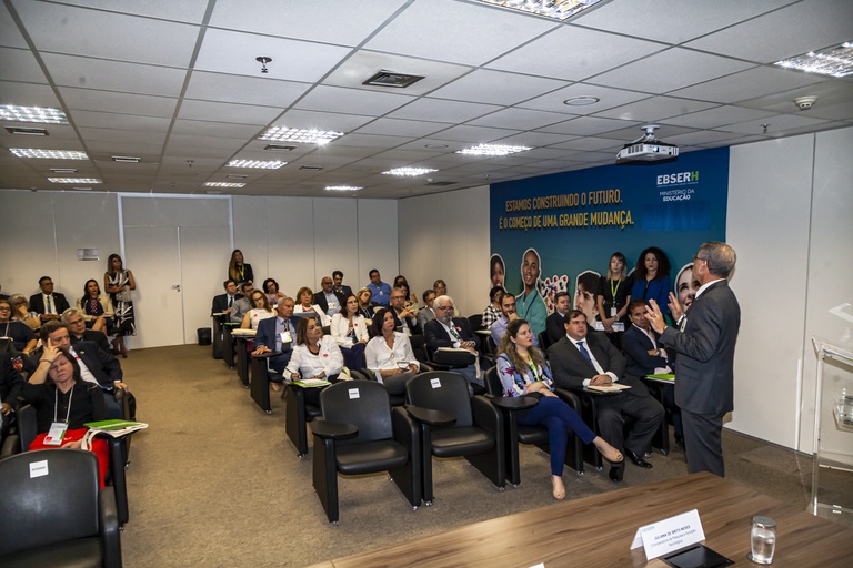 12022020 Rede Ebserh realiza 3º Fórum de Gerentes de Ensino e Pesquisa (22).jpg