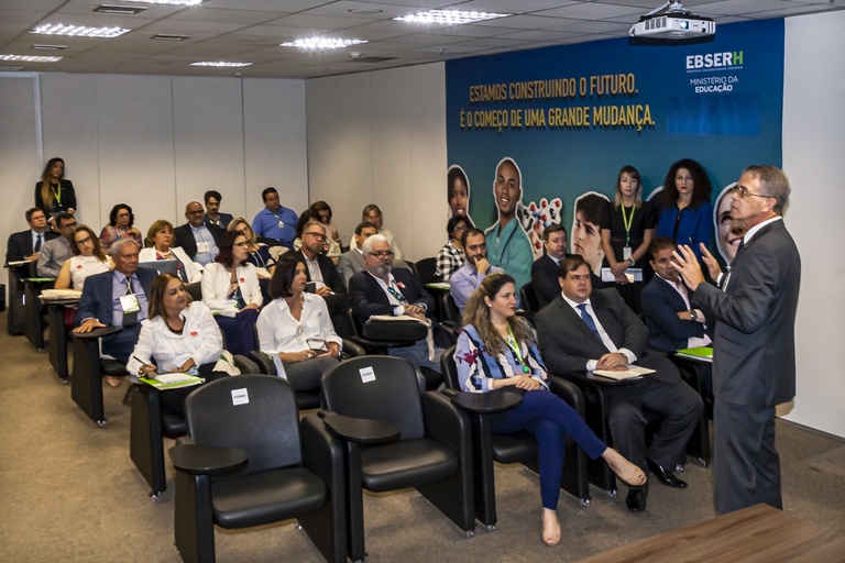 12022020 Rede Ebserh realiza 3º Fórum de Gerentes de Ensino e Pesquisa (23).jpg