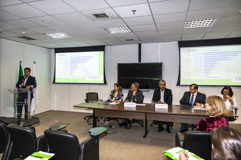 12022020 Rede Ebserh realiza 3º Fórum de Gerentes de Ensino e Pesquisa (39).jpg