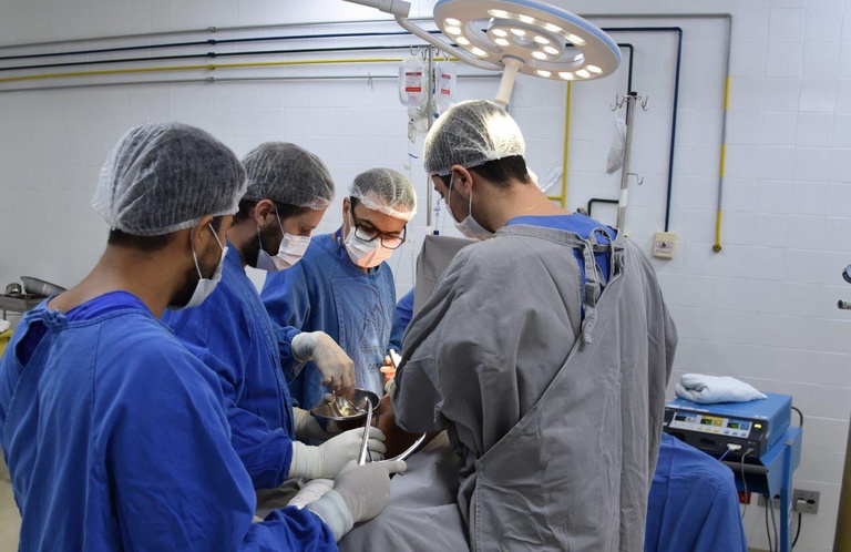 1 - 30092021 transplante hc-uftm (2).jpg