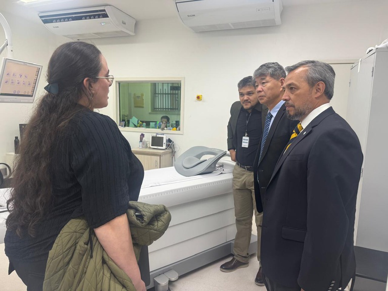 24062025 ebserh huap-uff visita ieaea medicina nuclear 5.jpeg