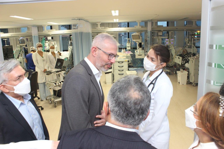 20052022 visita ministro hu-ufma (14).jpg