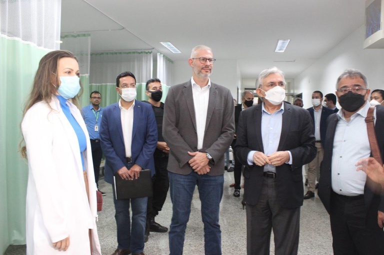 20052022 visita ministro hu-ufma (15).jpg