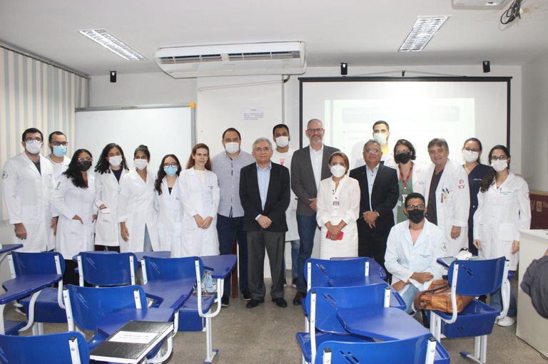 20052022 visita ministro hu-ufma (8).jpg