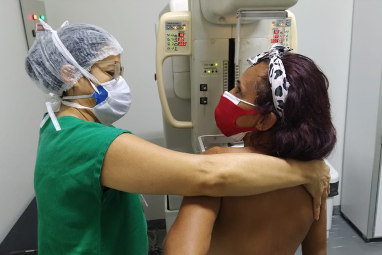 28102021 outubro rosa huufma 6.jpg