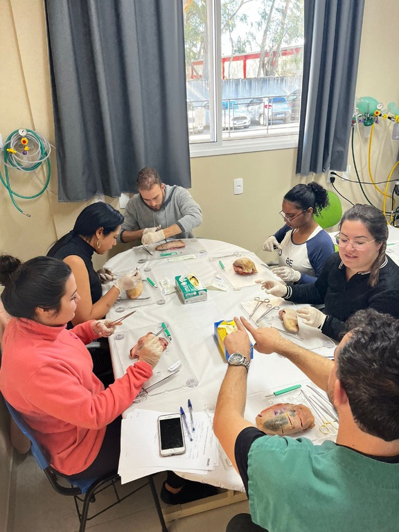 18082023 ebserh centro simulação he-ufpel (2).jpg