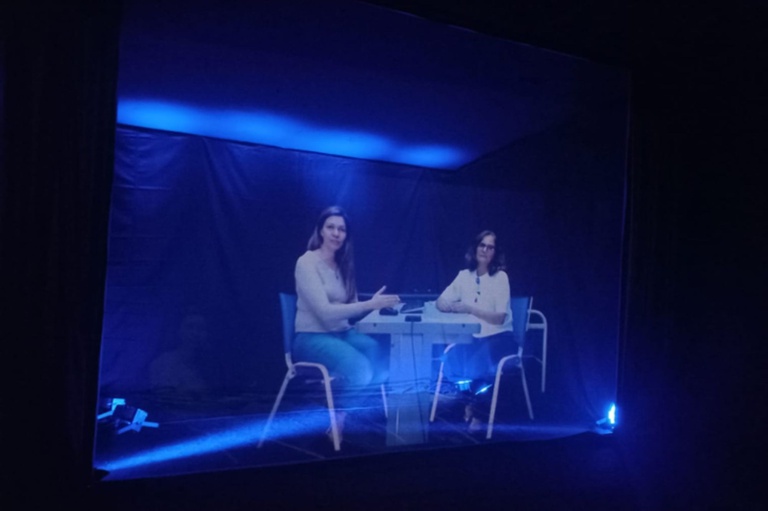 17112022 centro de holograma huap.jpg