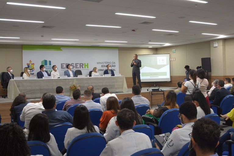 evento hu-unifap capa