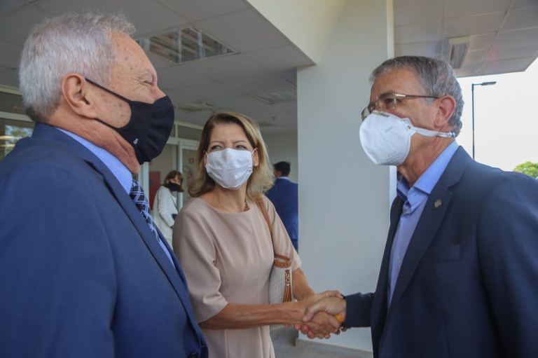 08032021 entrega obra hu-ufgd (33).jpeg