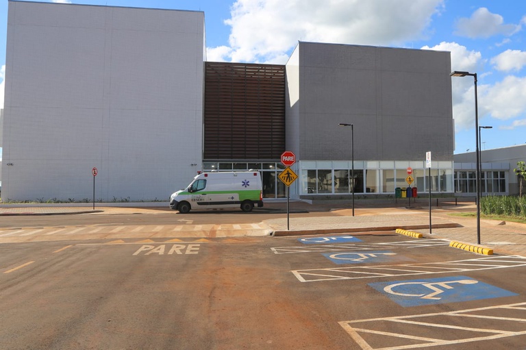 08032021 entrega obra hu-ufgd (66).jpeg