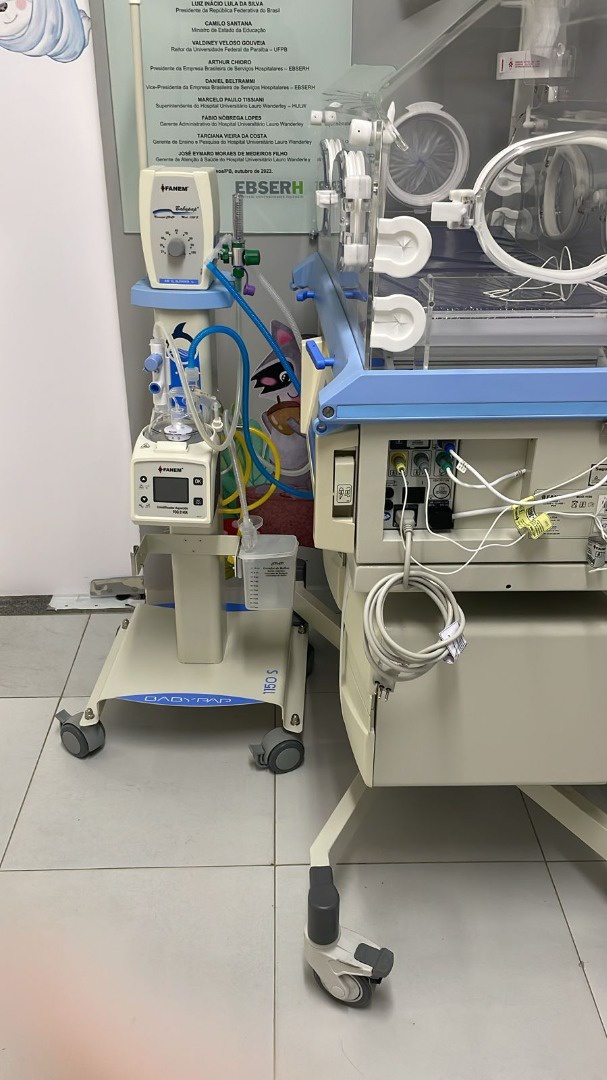 22012024 equipamentos uti neonatal hulw 2.jpeg