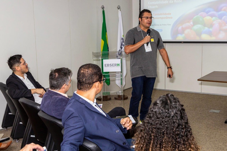 27092022 encontro contabilidade (49).jpg