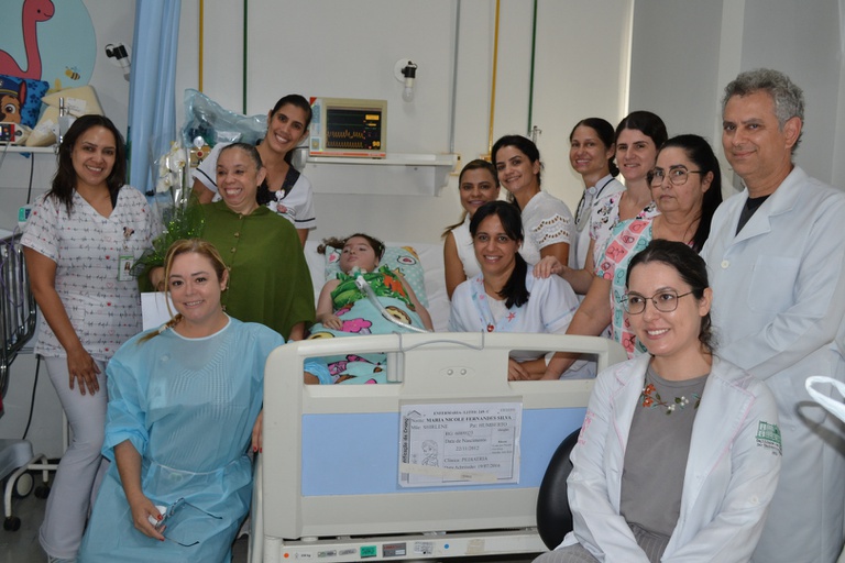 30062025 ebserh hc-uftm criança internada casa 1.jpeg