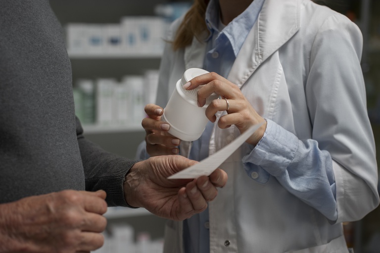 30042024 Identificação de almotolias, pomadas e medicamentos multidoses CAPA.jpg