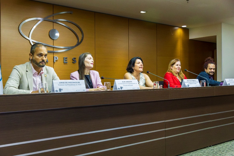 Abertura evento 15.jpg