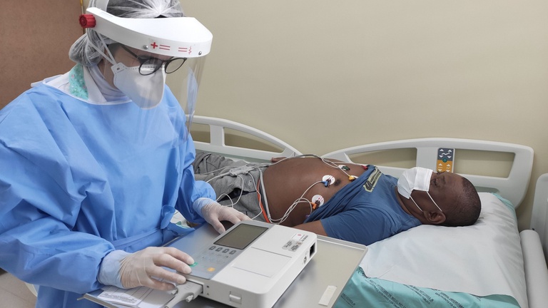 Eletrocardiograma pós-Covid HU-Furg (1)