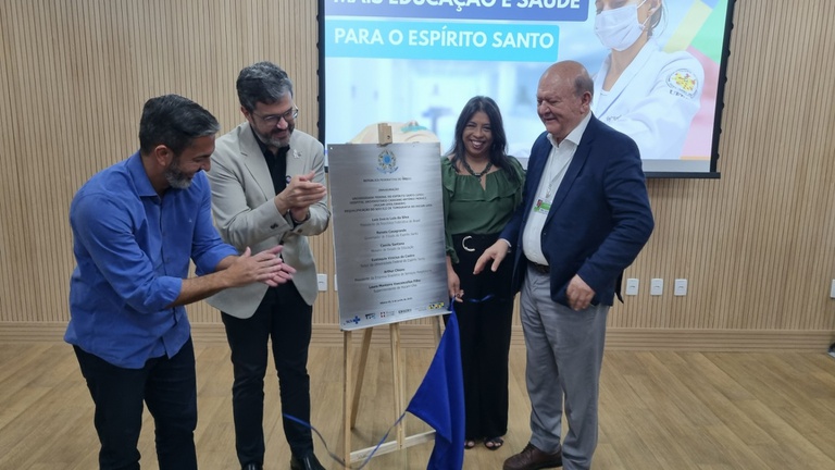 Thiago Hoffmann, Daniel Beltrammi, Sônia Victor e Lauro Vasconcellos (1).jpg