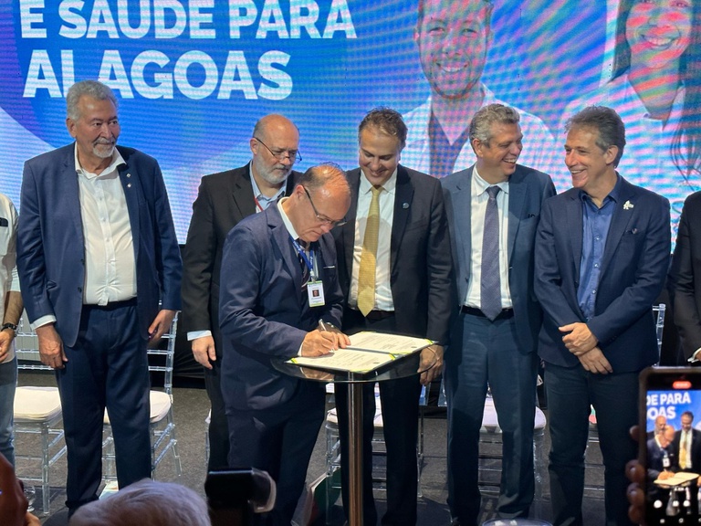 20032025 Ebserh assina ordem de serviço para realização de obras no HUPAA-Ufal 4.jpeg