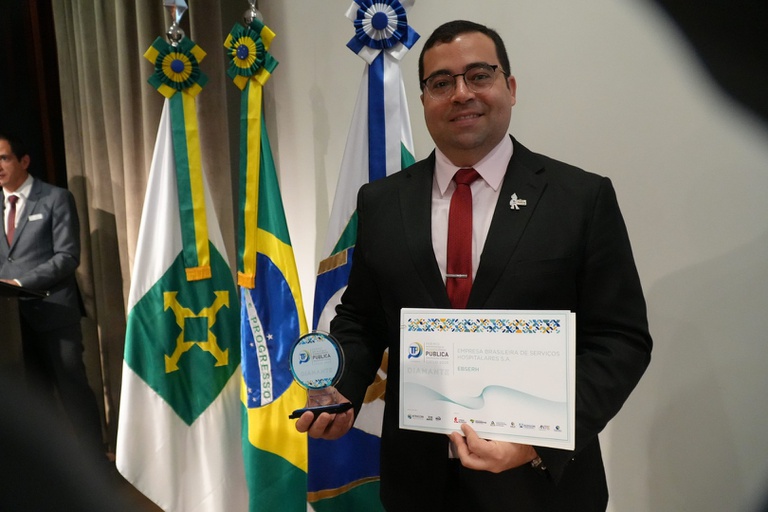 09122025 ebserh selo diamante tcu (0b).JPG