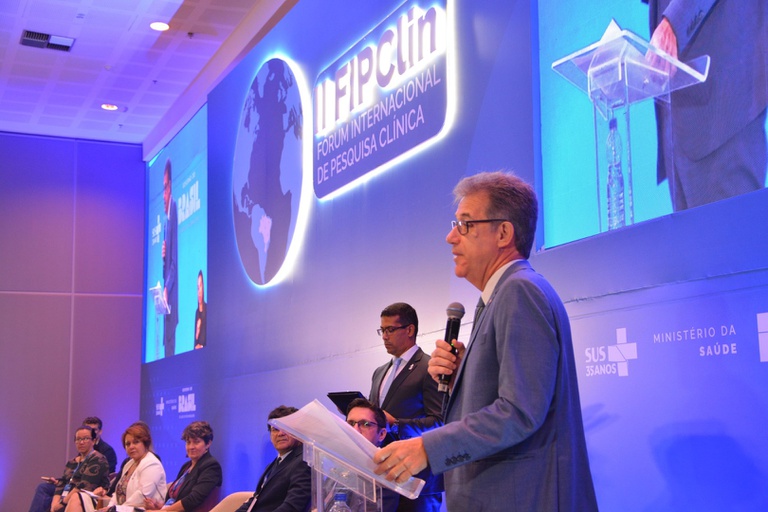 11112025 ebserh forum pesquisa clinica (0).JPG