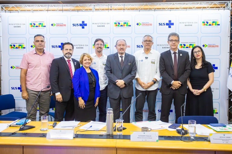 03022026 ebserh vagas mais médicos especialistas  (0A).jpg