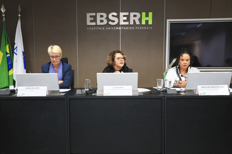 090326 Ebserh Dia da mulher-31 (10).jpg