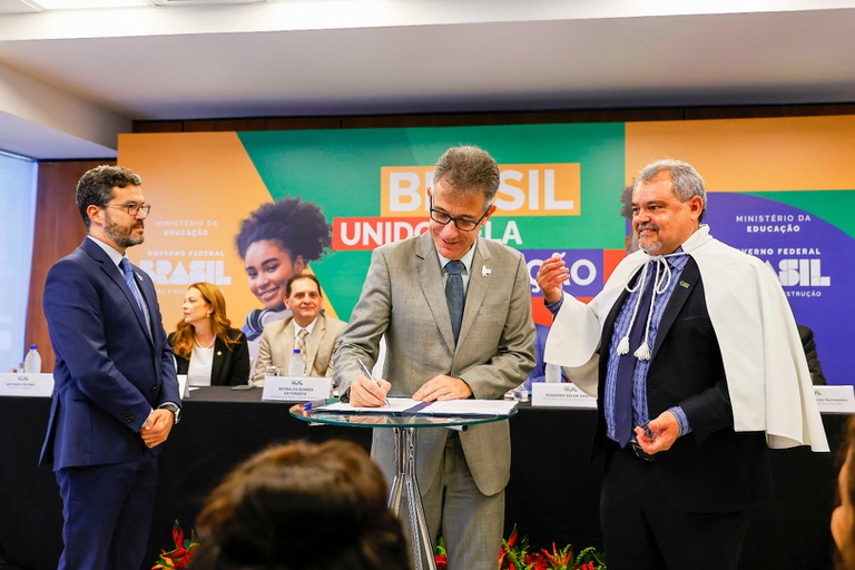 25-04-2024 Evento MEC-17.jpg