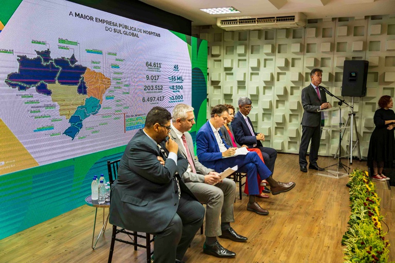 06-06-2024 Assinatura UFRJ-39.jpg