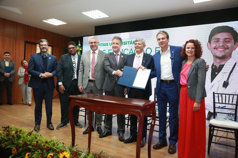 06062024 Ebserh fará a gestão de complexo hospitalar no Rio de Janeiro 1