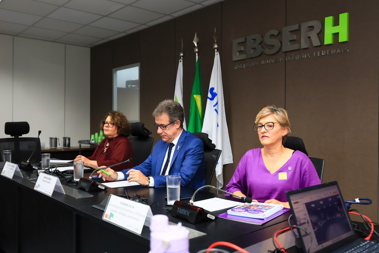 04-11-25 Evento Censo DGP-1.jpg