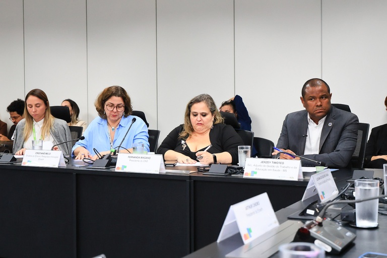 04-11-25 Evento Censo DGP-16.jpg