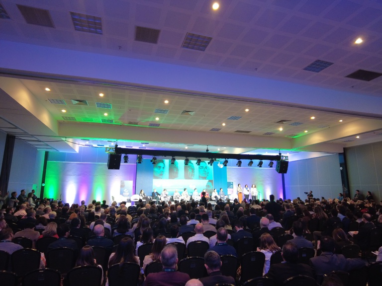 12082025 ebserh debate formação médica (3).JPG