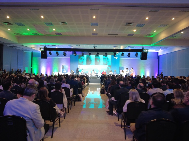 12082025 ebserh debate formação médica (4).JPG