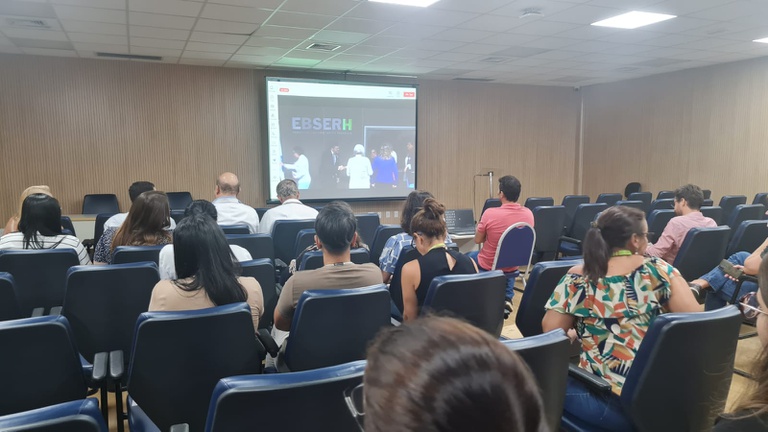 Hucam-Ufes acompanhando o evento Ebserh com Elas.jpeg