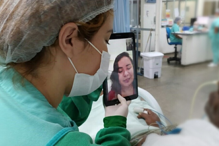 Em tempos de pandemia, Hospital da Rede Ebserh em Petrolina (PE) promove visitas online.jpg