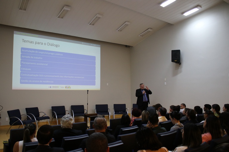 12042024 HUB recebe visita do auditor geral da Ebserh 10.JPG