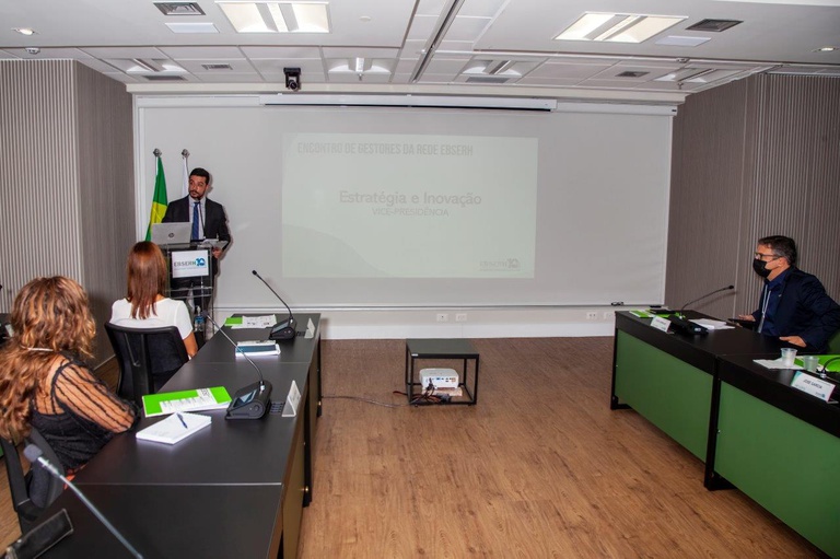 10032022 encontro gestores dia 3 (29).jpg